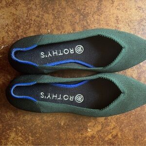 ROTHYS SIZE SEVEN GREEN. NO FLAWS.